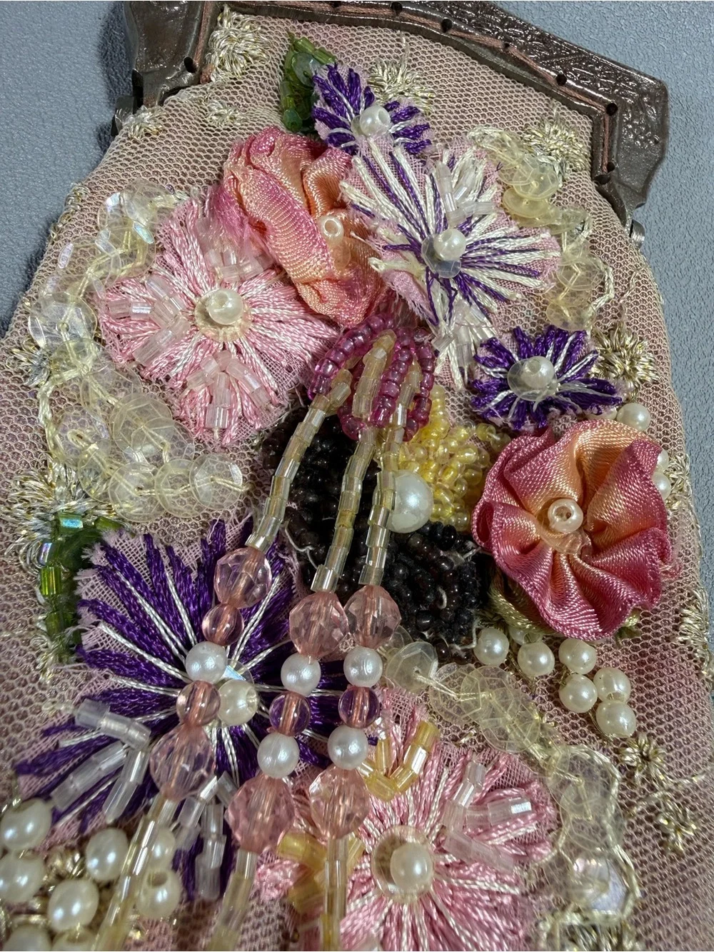Wayne M Kleski Vintage Pink Silk & Mesh Floral Embroidered Beaded Clutch